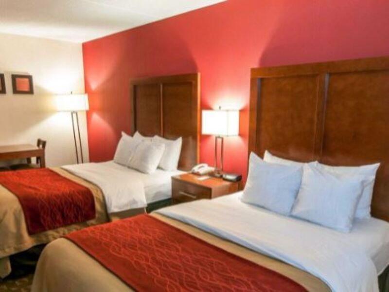 איסטון Quality Inn מראה חיצוני תמונה