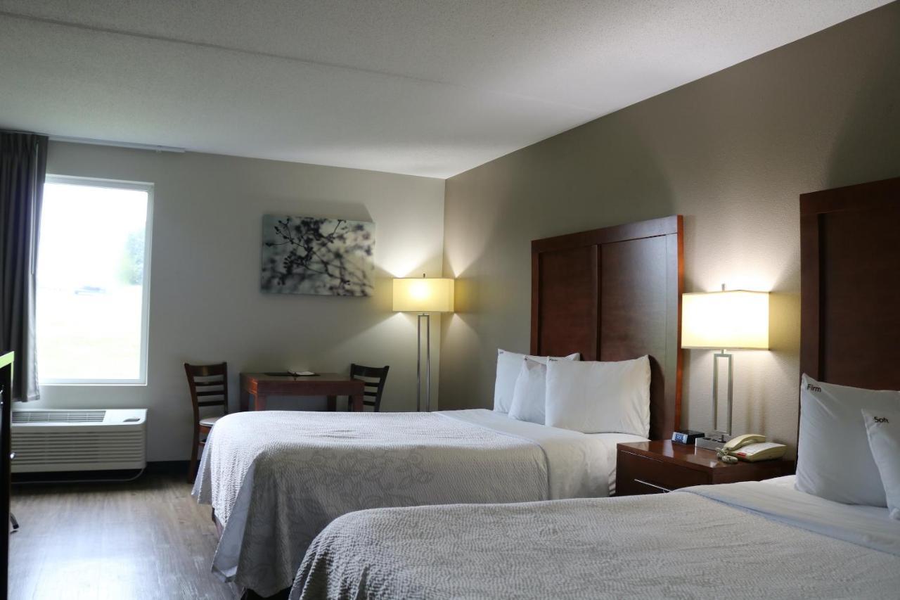 איסטון Quality Inn מראה חיצוני תמונה
