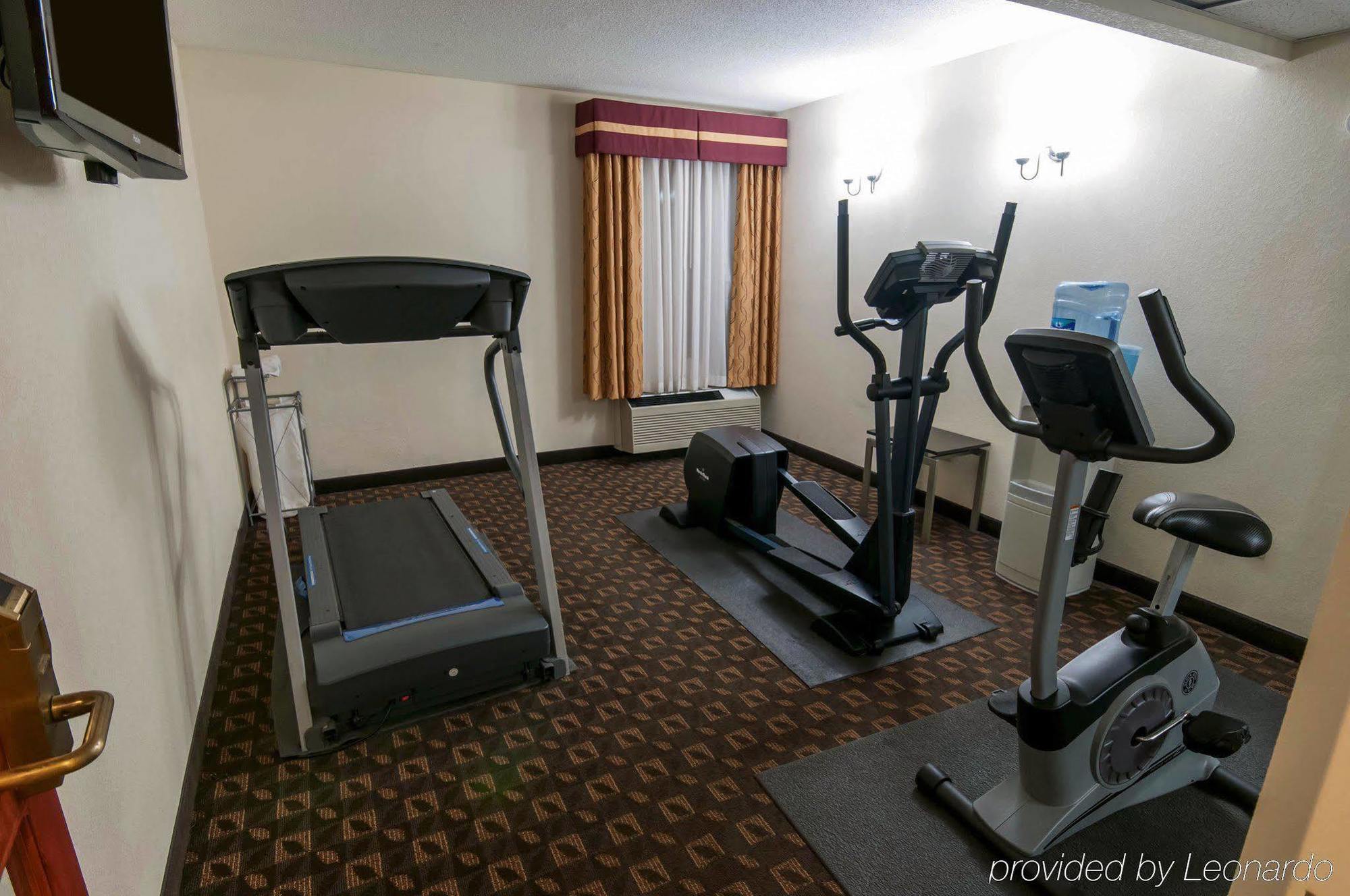 איסטון Quality Inn מראה חיצוני תמונה